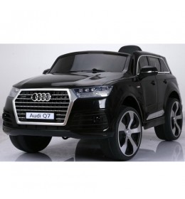 Džip na akumulator Audi Q7 model 213 crni